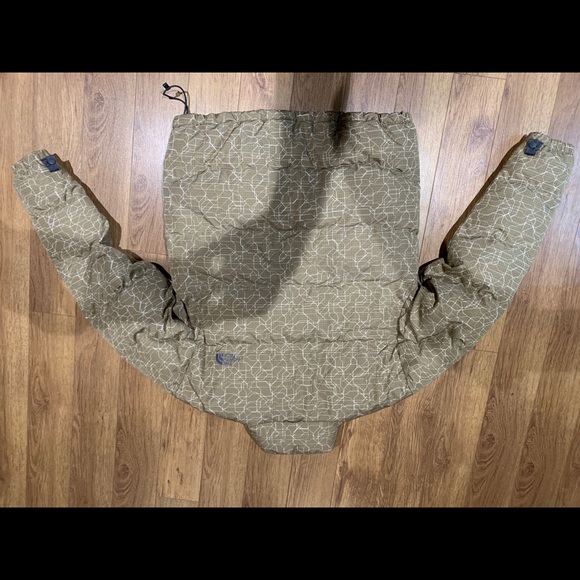 Men’s small Green Northface Parka - Picture 7 of 8